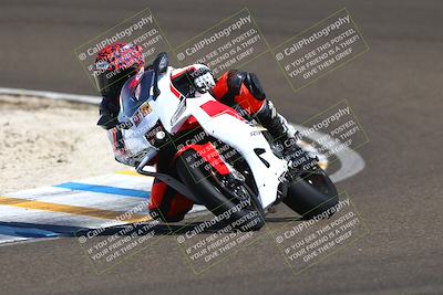 media/Sep-21-2025-TrackDaz (Sun) [[277c75b276]]/A Group/2pm (Turn 6)/